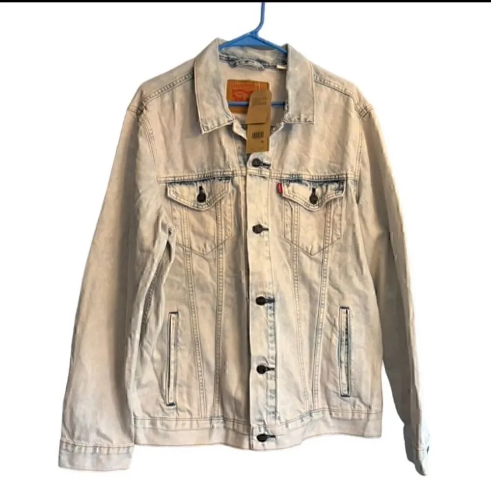 Levi’s Vintage Fit Trucker Jacket XL Light Wash Denim Jean Jacket